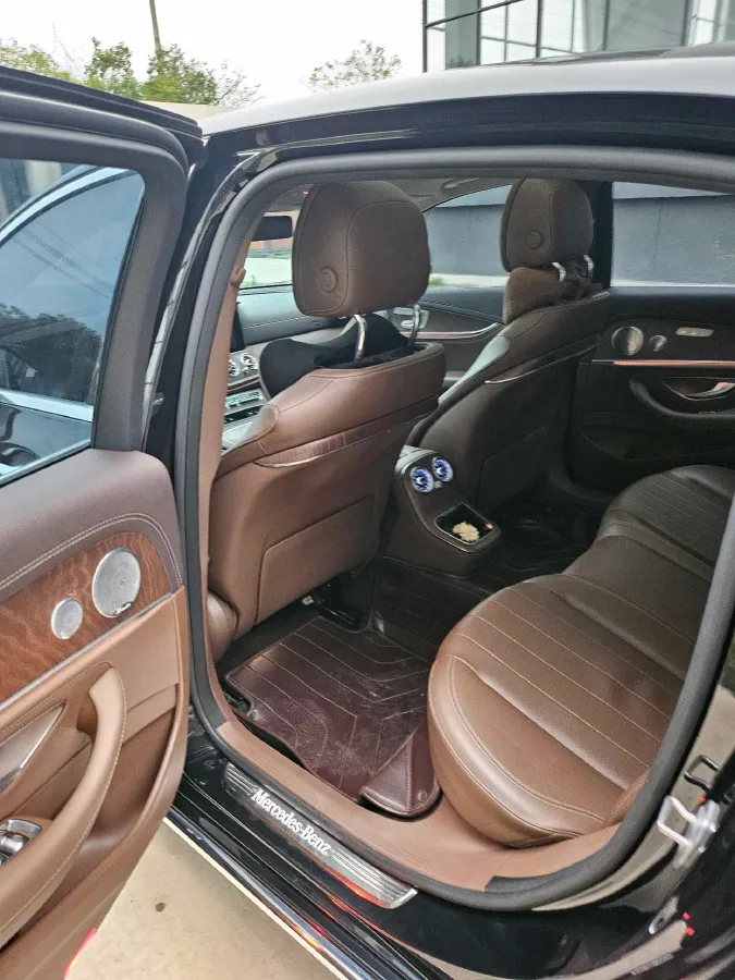 2021 Mercedes-Benz E Class 2.0T 258HP L4 9AT,autocango,china used car exporter,china ev exporter,chinese used car exporter,chinese used ev exporter