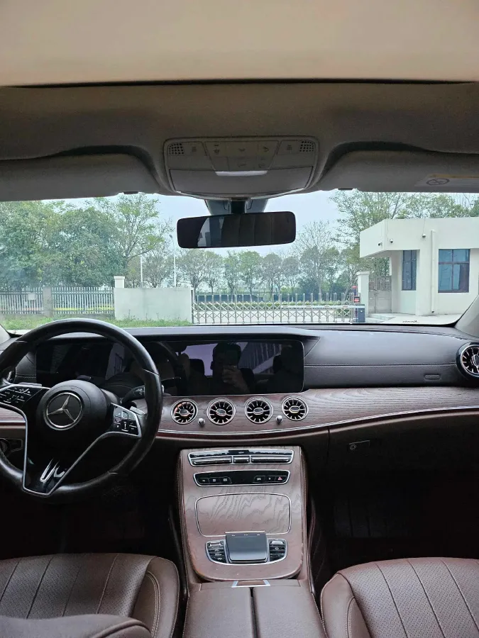 2021 Mercedes-Benz E Class 2.0T 258HP L4 9AT,autocango,china used car exporter,china ev exporter,chinese used car exporter,chinese used ev exporter