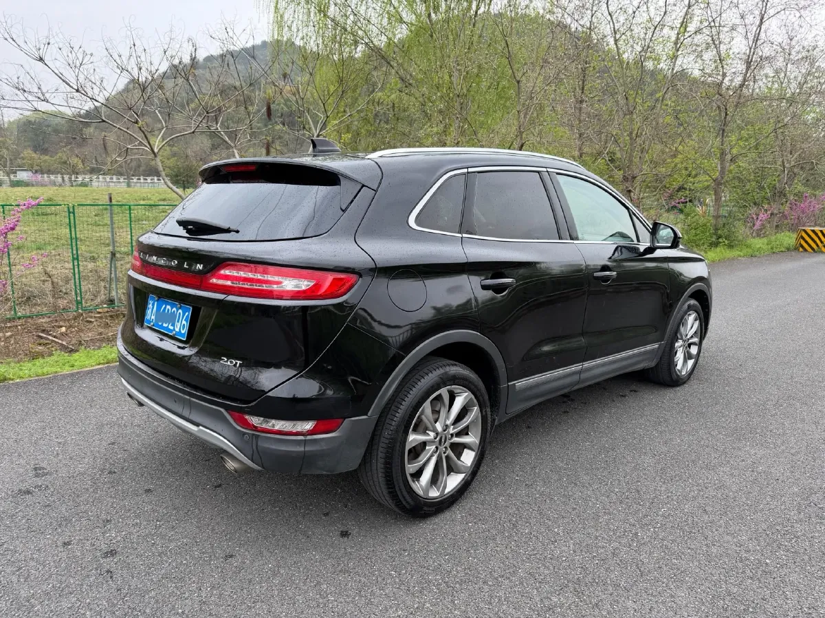 2017 Lincoln MKC 2.0T 203HP L4 6AT,autocango,china used car exporter,china ev exporter,chinese used car exporter,chinese used ev exporter