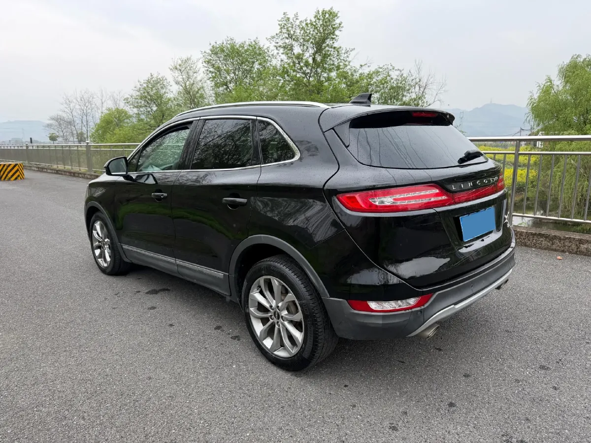 2017 Lincoln MKC 2.0T 203HP L4 6AT,autocango,china used car exporter,china ev exporter,chinese used car exporter,chinese used ev exporter