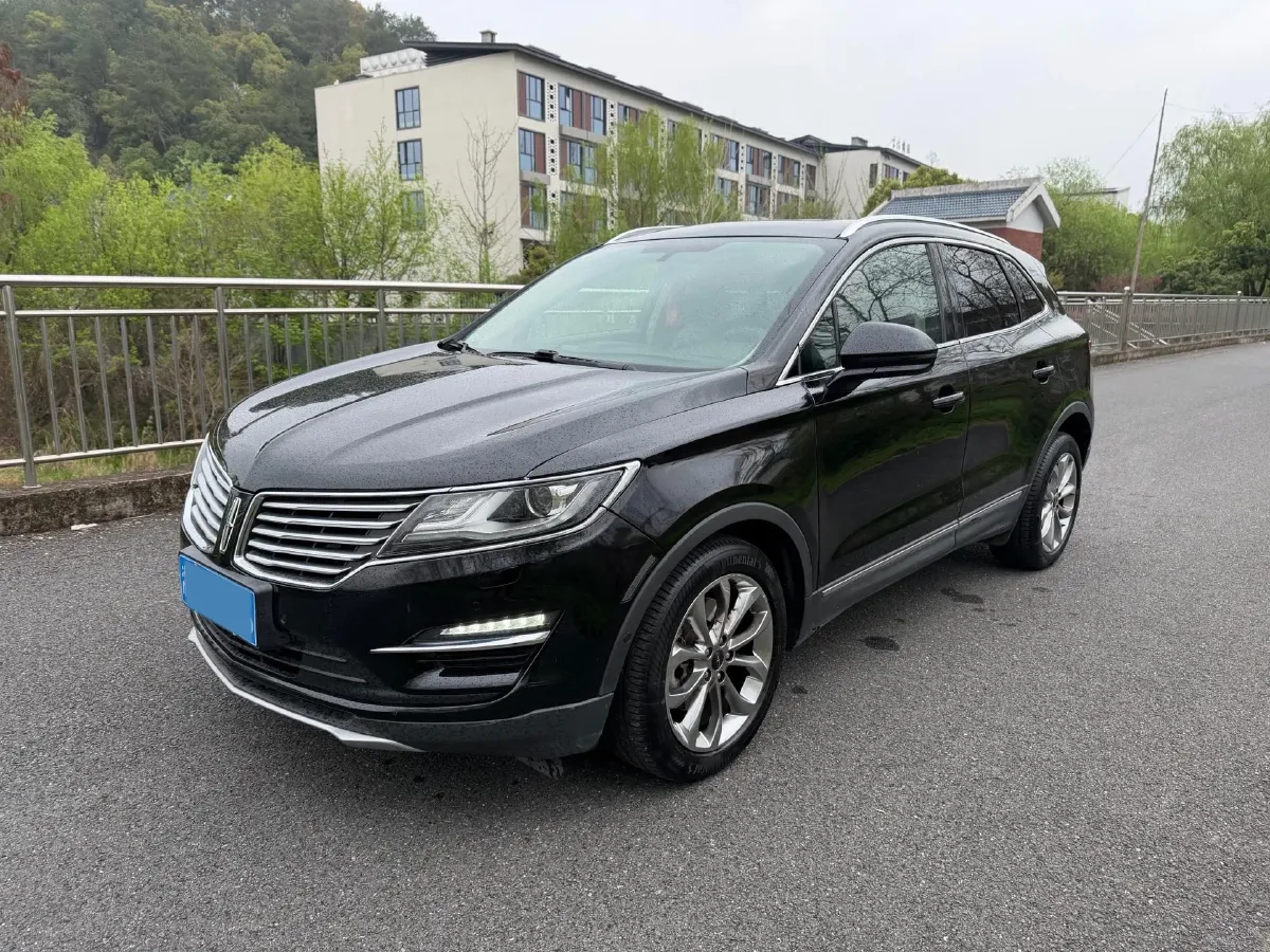 2017 Lincoln MKC 2.0T 203HP L4 6AT,autocango,china used car exporter,china ev exporter,chinese used car exporter,chinese used ev exporter
