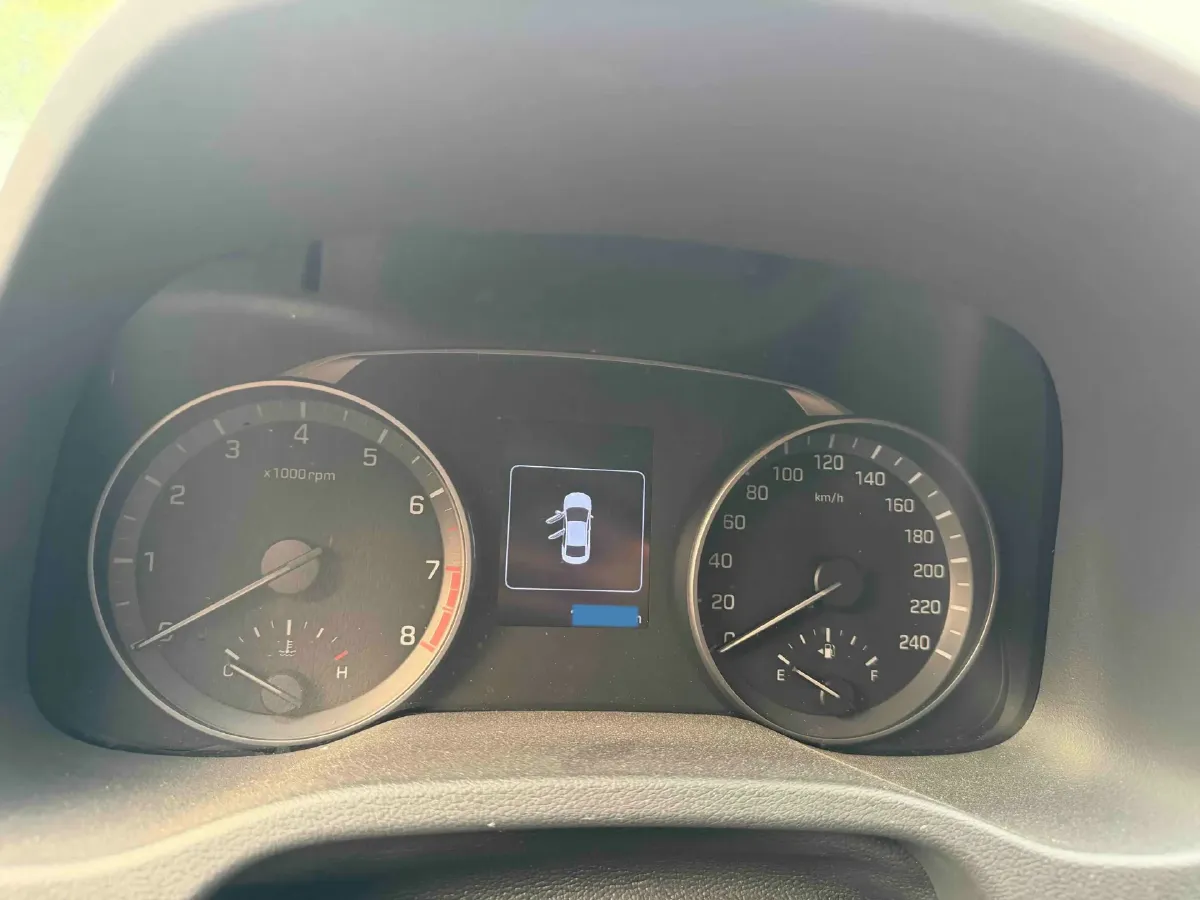 2016 Hyundai Elantra 1.6L 130HP L4 6AT,autocango,china used car exporter,china ev exporter,chinese used car exporter,chinese used ev exporter