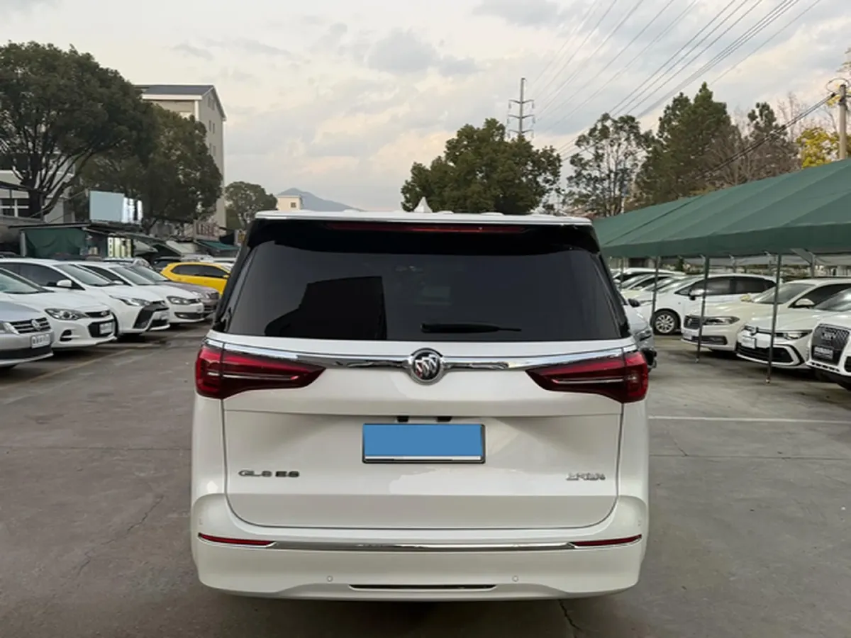 2023 Buick GL8 2.0T 237HP L4 9AT,autocango,china used car exporter,china ev exporter,chinese used car exporter,chinese used ev exporter