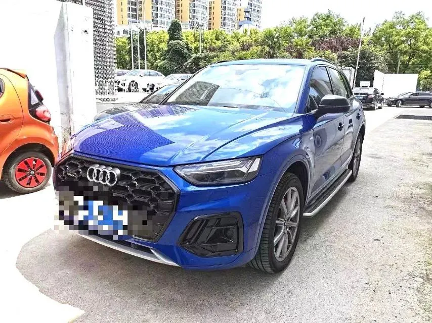 2021 Audi Q5L 2.0T 252HP L4 7DCT,autocango,china used car exporter,china ev exporter,chinese used car exporter,chinese used ev exporter
