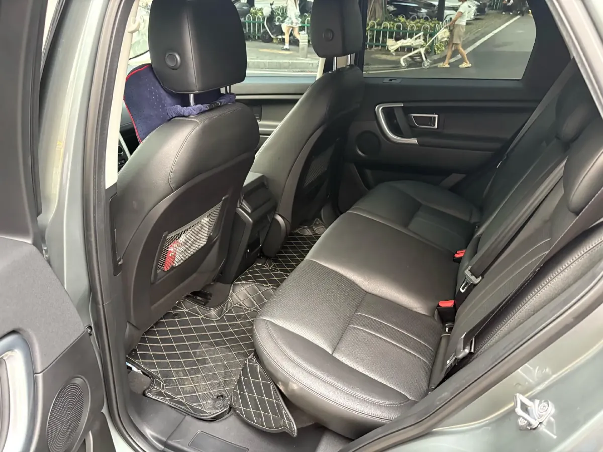 2018 Land Rover Discovery Sport 2.0T 241HP L4 9AT,autocango,china used car exporter,china ev exporter,chinese used car exporter,chinese used ev exporter