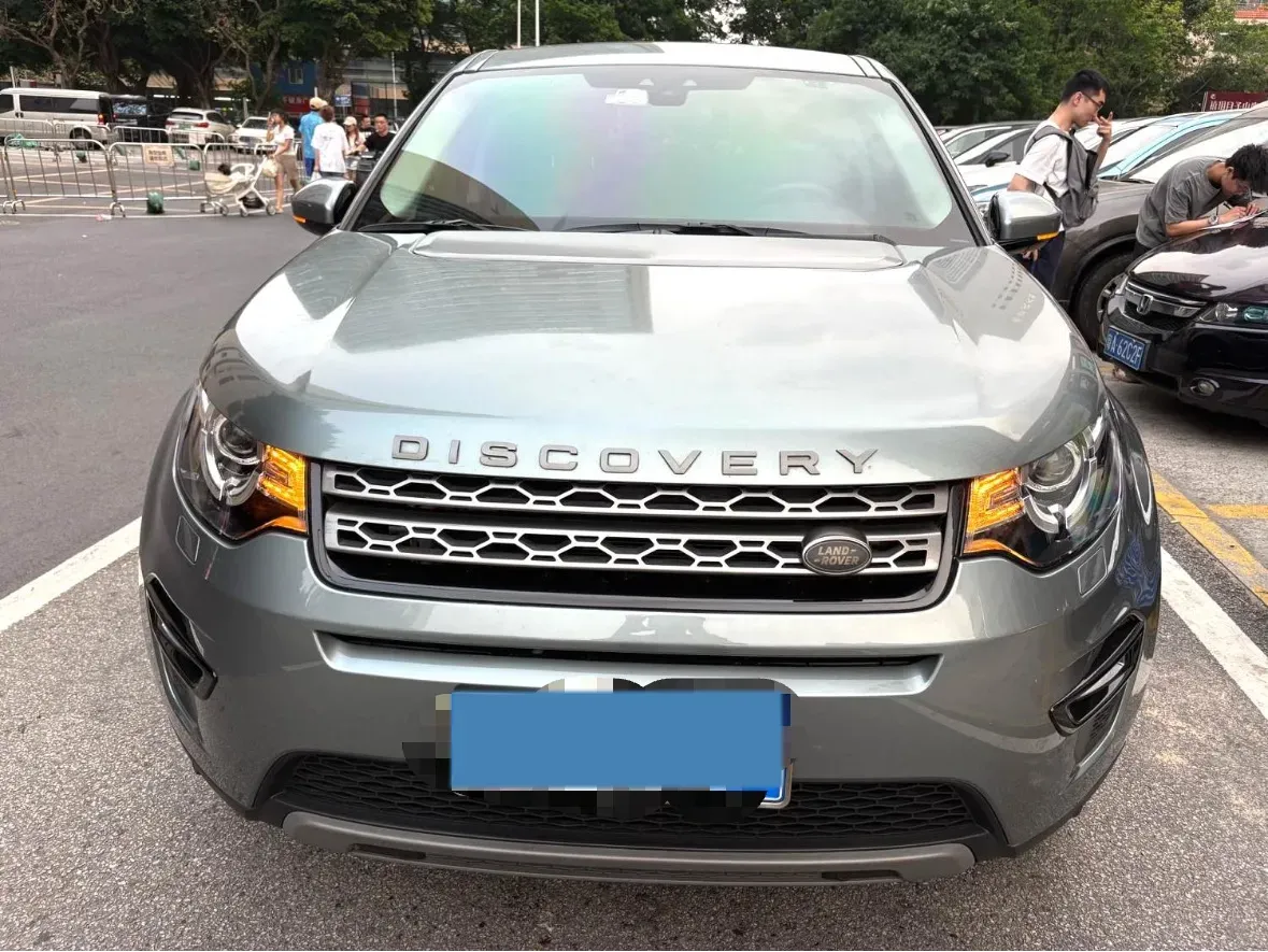2018 Land Rover Discovery Sport 2.0T 241HP L4 9AT,autocango,china used car exporter,china ev exporter,chinese used car exporter,chinese used ev exporter