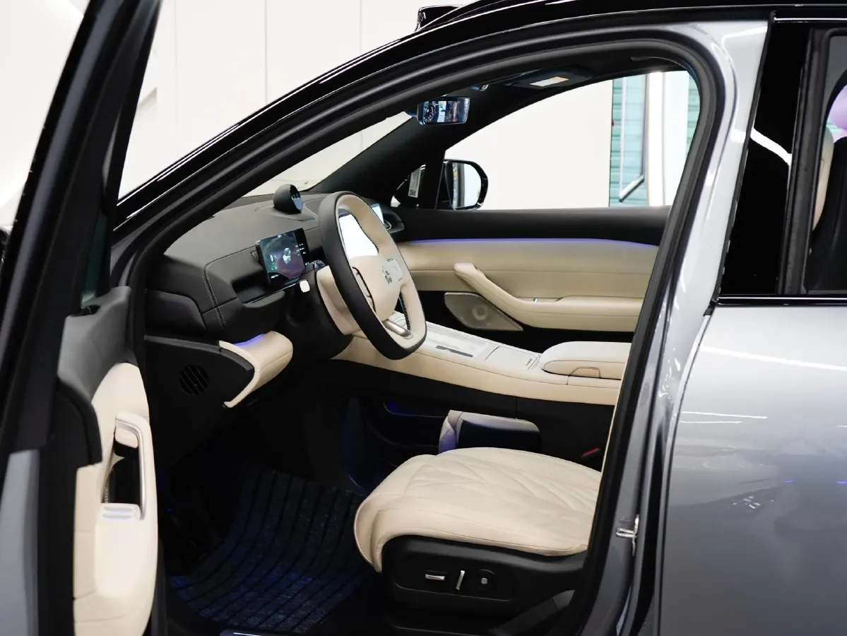 2025 NIO ES6 BEV,autocango,china used car exporter,china ev exporter,chinese used car exporter,chinese used ev exporter