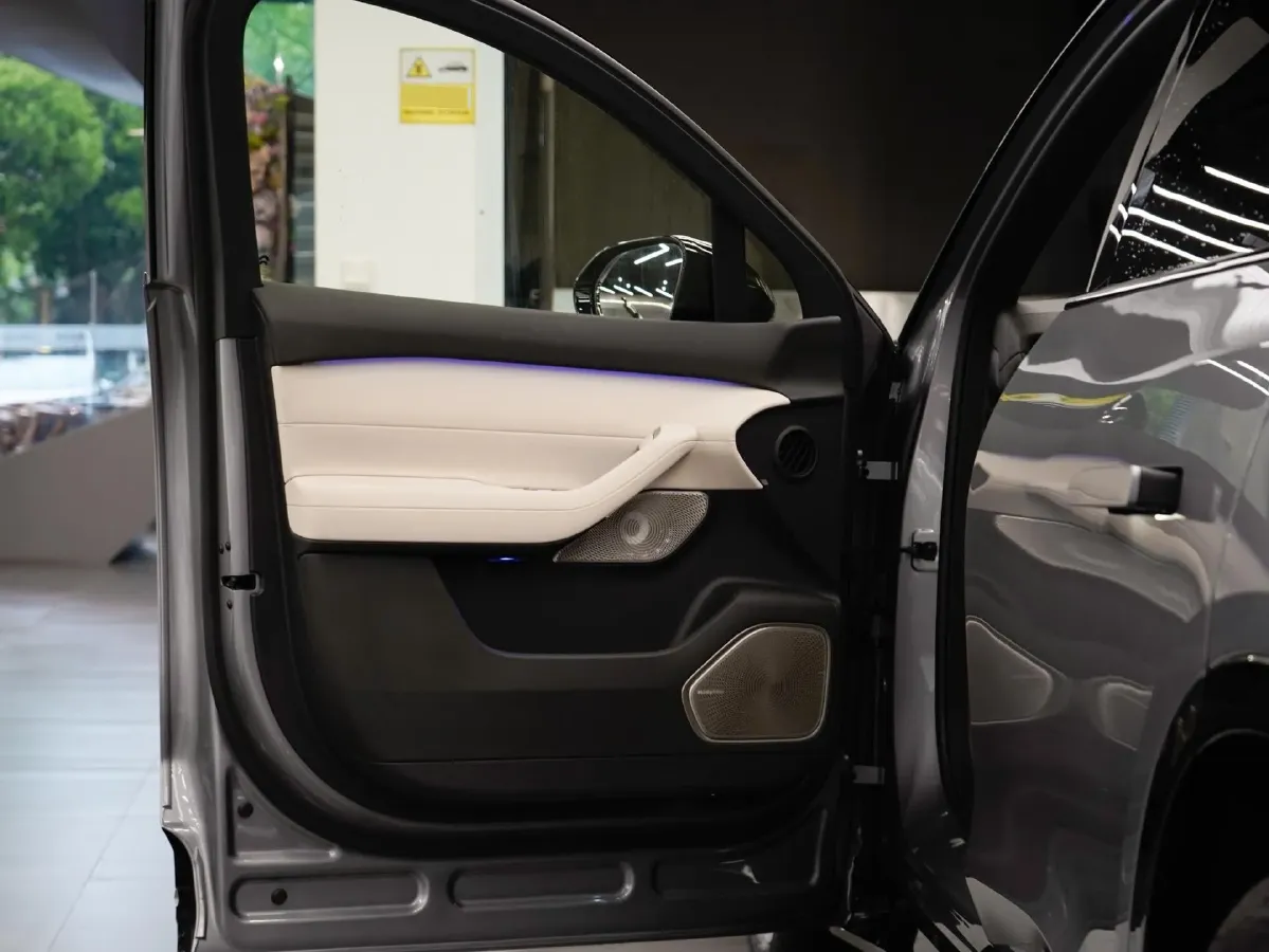 2025 NIO ES6 BEV,autocango,china used car exporter,china ev exporter,chinese used car exporter,chinese used ev exporter