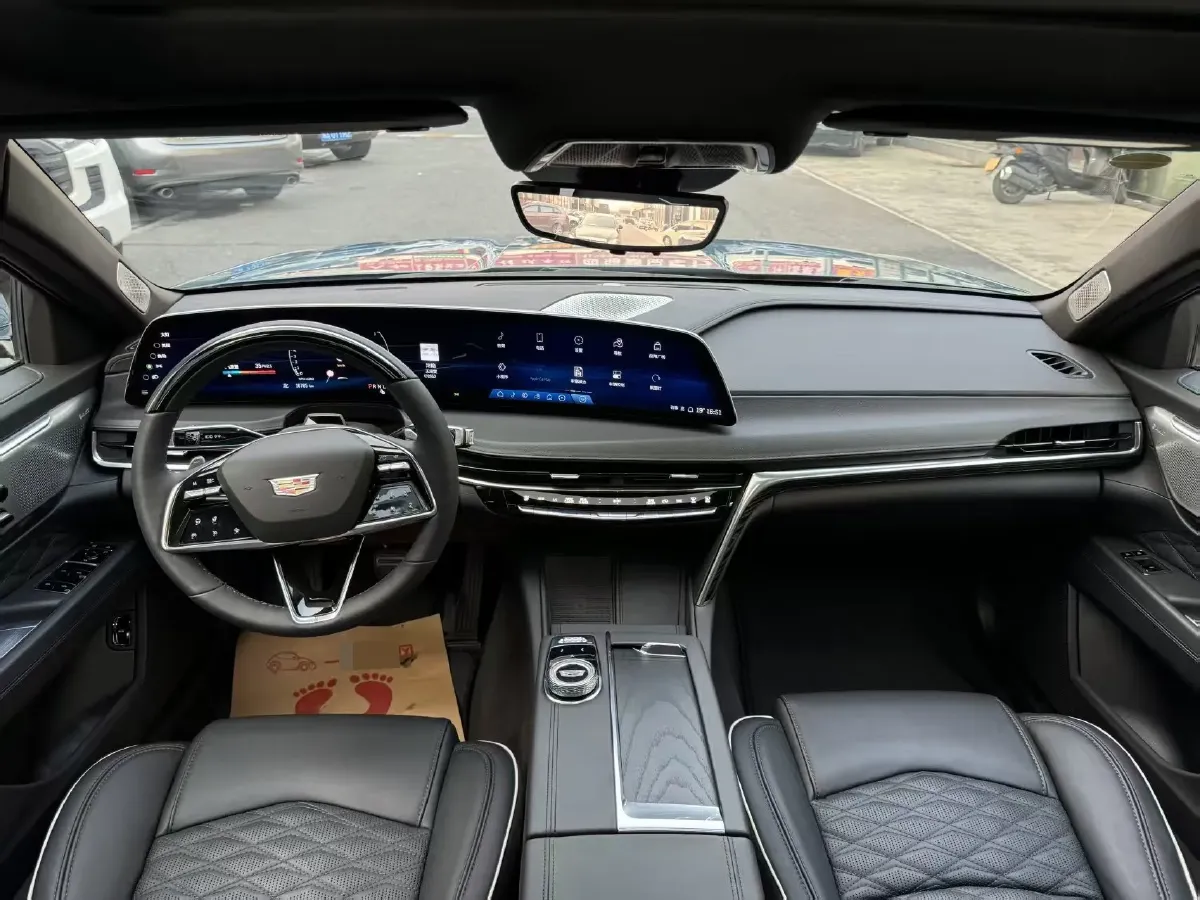 2023 Cadillac CT6 2.0T 237HP L4 10AT,autocango,china used car exporter,china ev exporter,chinese used car exporter,chinese used ev exporter