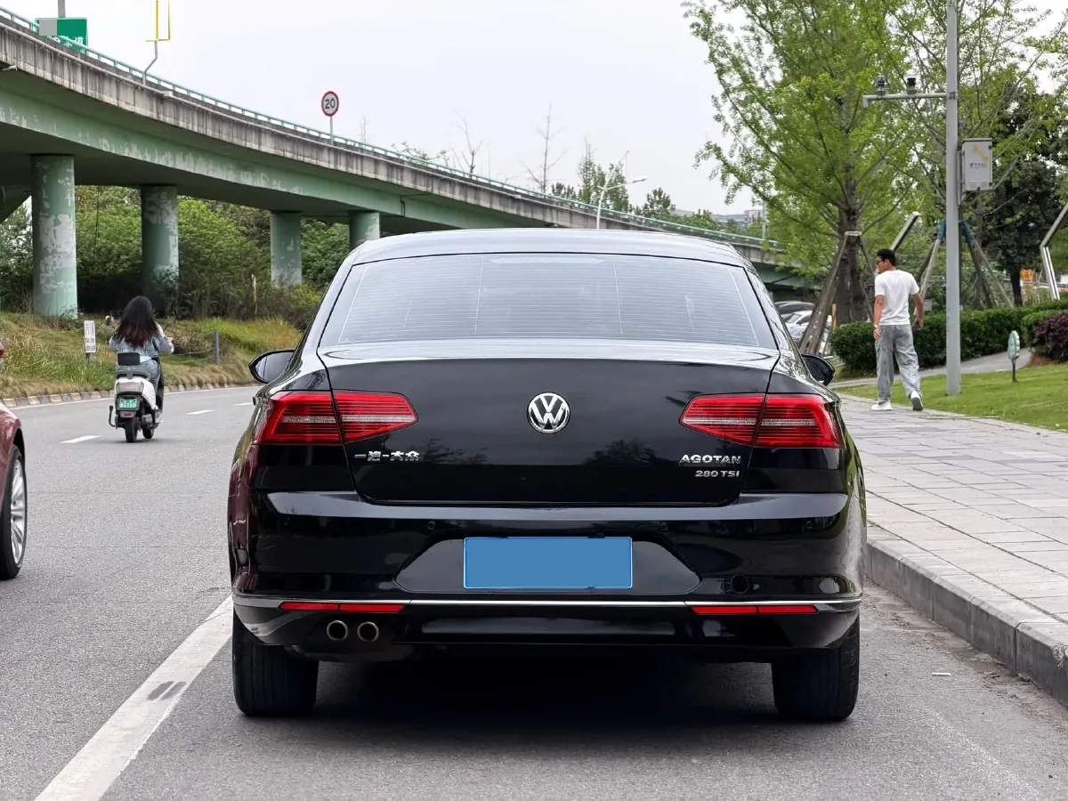 2019 BYD Song BEV 61.9KWH,autocango,china used car exporter,china ev exporter,chinese used car exporter,chinese used ev exporter