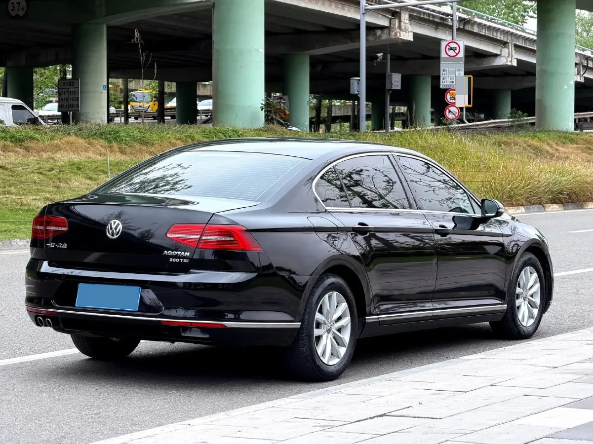 2019 BYD Song BEV 61.9KWH,autocango,china used car exporter,china ev exporter,chinese used car exporter,chinese used ev exporter