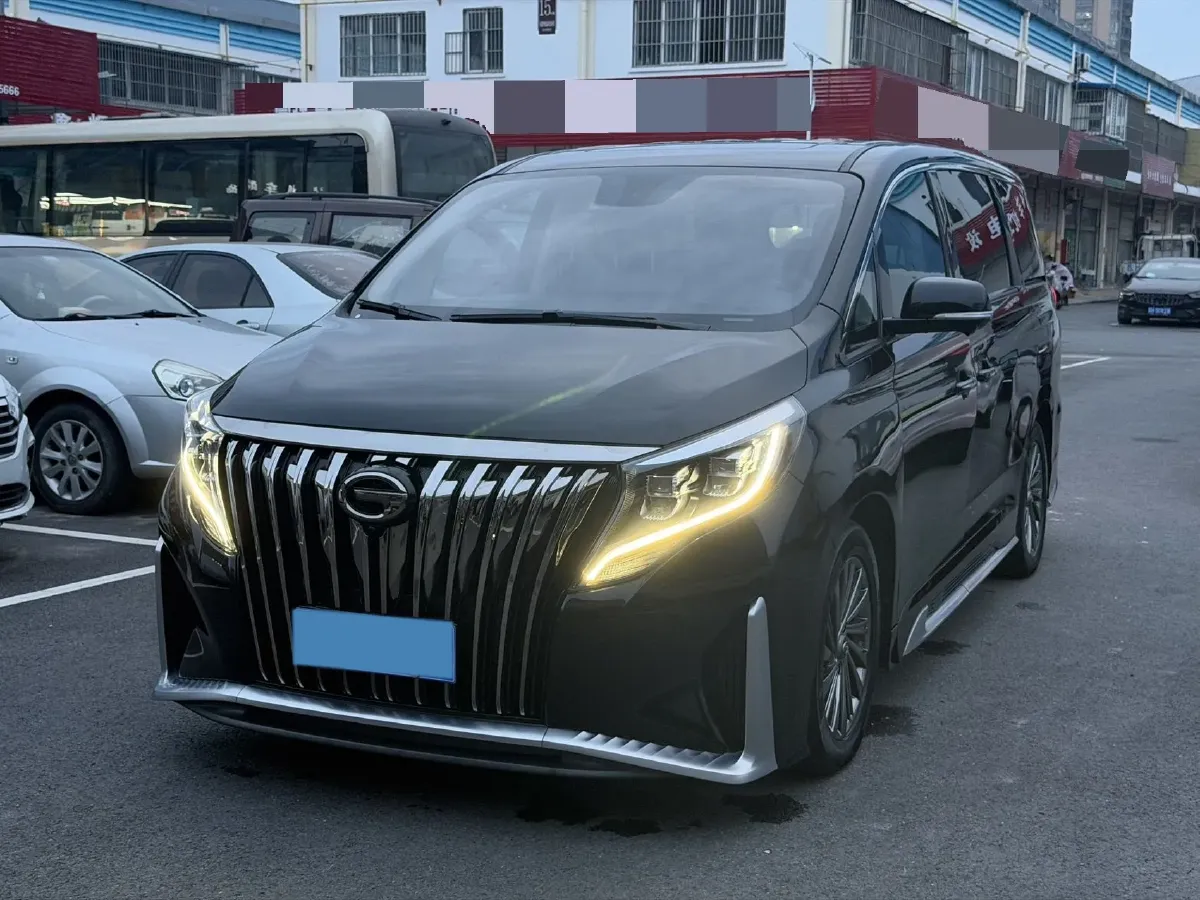 2021 GAC Trumpchi M8 2.0T 252HP L4 8AT,autocango,china used car exporter,china ev exporter,chinese used car exporter,chinese used ev exporter