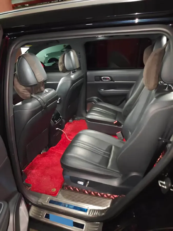 2020 Li ONE Range Extended 131HP REEV 40.5KWH,autocango,china used car exporter,china ev exporter,chinese used car exporter,chinese used ev exporter