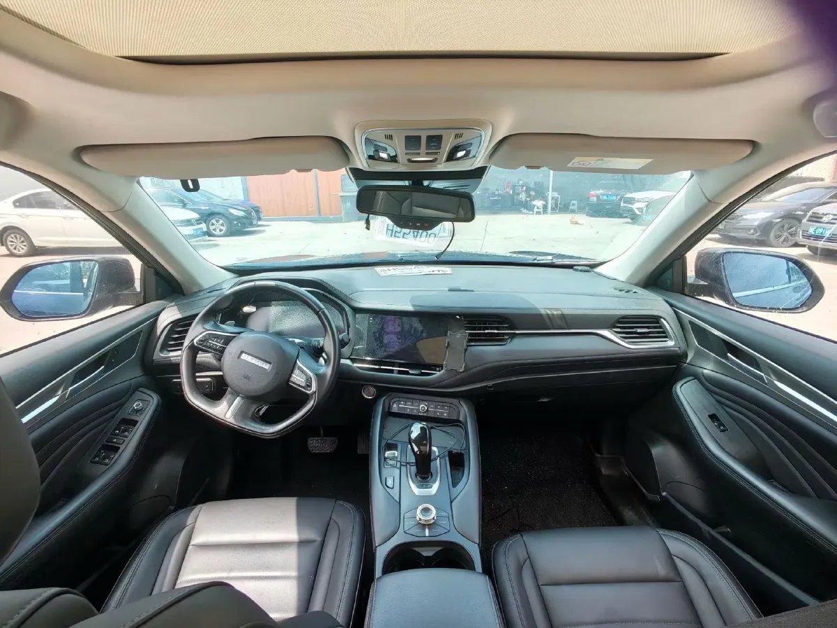 2020 Haval F7 2.0T 224HP L4 7DCT,autocango,china used car exporter,china ev exporter,chinese used car exporter,chinese used ev exporter