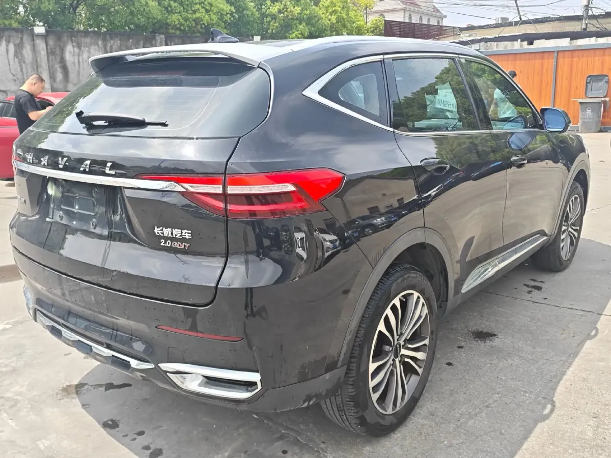 2020 Haval F7 2.0T 224HP L4 7DCT,autocango,china used car exporter,china ev exporter,chinese used car exporter,chinese used ev exporter