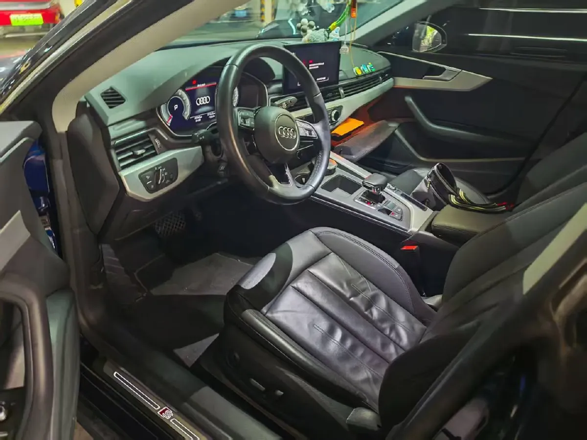 2021 Audi A5 2.0T 204HP L4 7DCT,autocango,china used car exporter,china ev exporter,chinese used car exporter,chinese used ev exporter