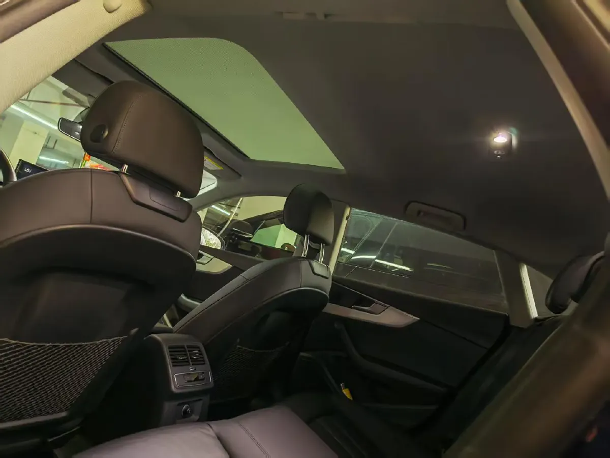 2021 Audi A5 2.0T 204HP L4 7DCT,autocango,china used car exporter,china ev exporter,chinese used car exporter,chinese used ev exporter