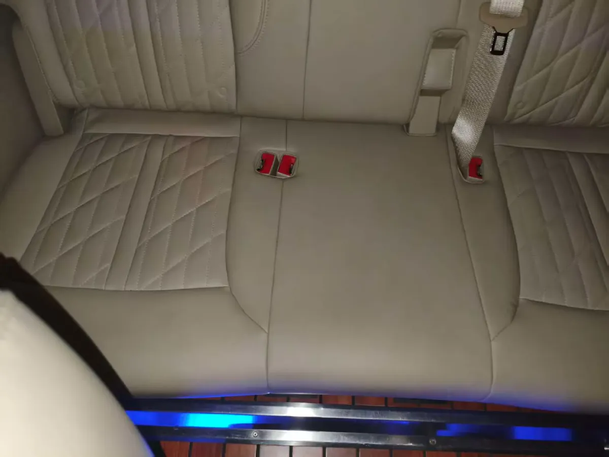 2023 Buick GL8 2.0T 237HP L4 9AT,autocango,china used car exporter,china ev exporter,chinese used car exporter,chinese used ev exporter