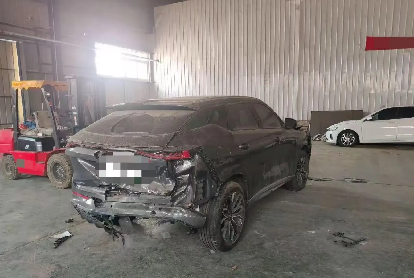 2024 ChangAn UNI-Z 1.5L 98HP L4 E-CVT PHEV 18.4KWH,autocango,china used car exporter,china ev exporter,chinese used car exporter,chinese used ev exporter