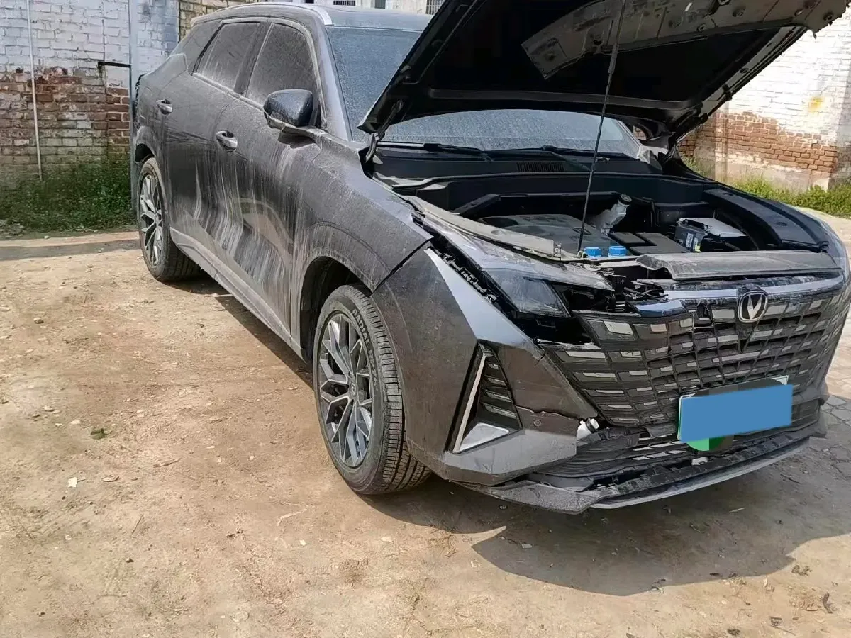 2024 ChangAn UNI-Z 1.5L 98HP L4 E-CVT PHEV 18.4KWH,autocango,china used car exporter,china ev exporter,chinese used car exporter,chinese used ev exporter