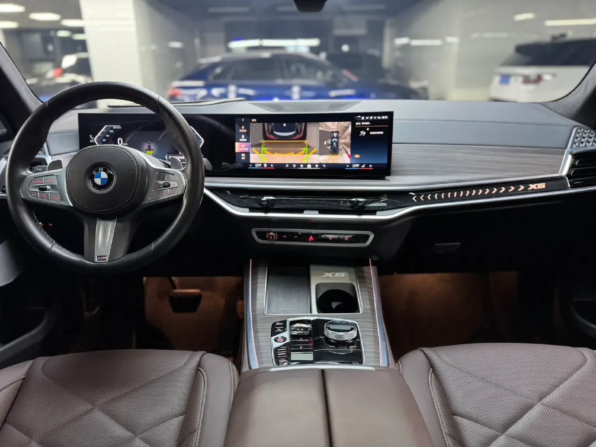 2023 BMW X5 3.0T 381HP L6 8AT,autocango,china used car exporter,china ev exporter,chinese used car exporter,chinese used ev exporter