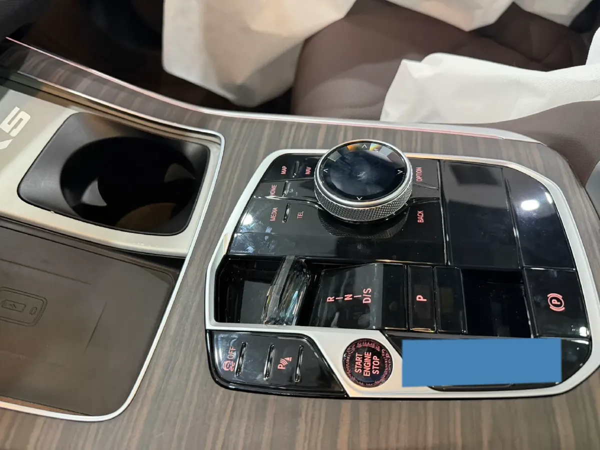 2023 BMW X5 3.0T 381HP L6 8AT,autocango,china used car exporter,china ev exporter,chinese used car exporter,chinese used ev exporter