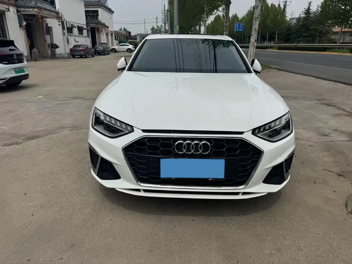 2020 Audi A4L 2.0T 190HP L4 7DCT,autocango,china used car exporter,china ev exporter,chinese used car exporter,chinese used ev exporter