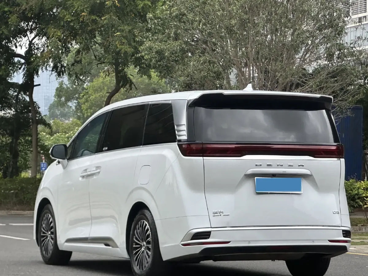 2022 Mercedes-Benz GLC Class 2.0T 197HP L4 9AT,autocango,china used car exporter,china ev exporter,chinese used car exporter,chinese used ev exporter