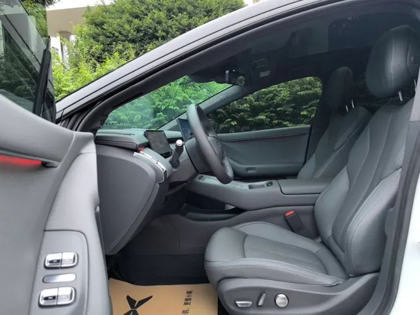 2024 Xpeng P7+ BEV 60.7KWH,autocango,china used car exporter,china ev exporter,chinese used car exporter,chinese used ev exporter