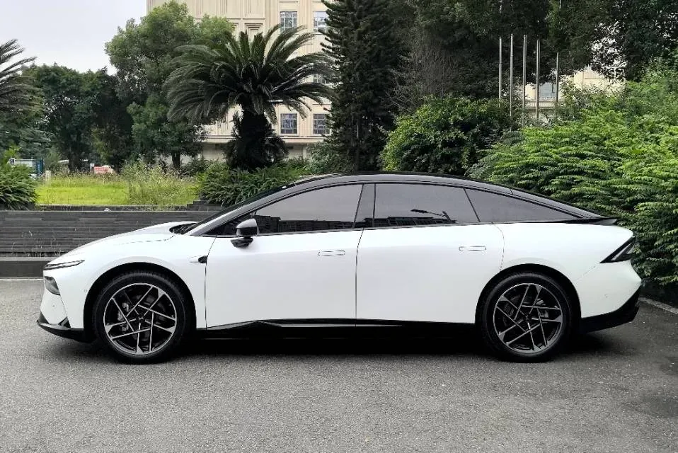 2024 Xpeng P7+ BEV 60.7KWH,autocango,china used car exporter,china ev exporter,chinese used car exporter,chinese used ev exporter
