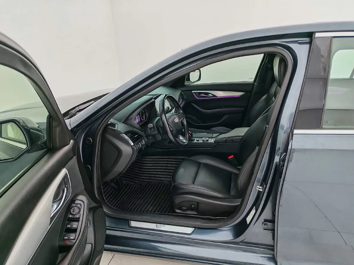 2021 Cadillac CT5 2.0T 237HP L4 10AT,autocango,china used car exporter,china ev exporter,chinese used car exporter,chinese used ev exporter