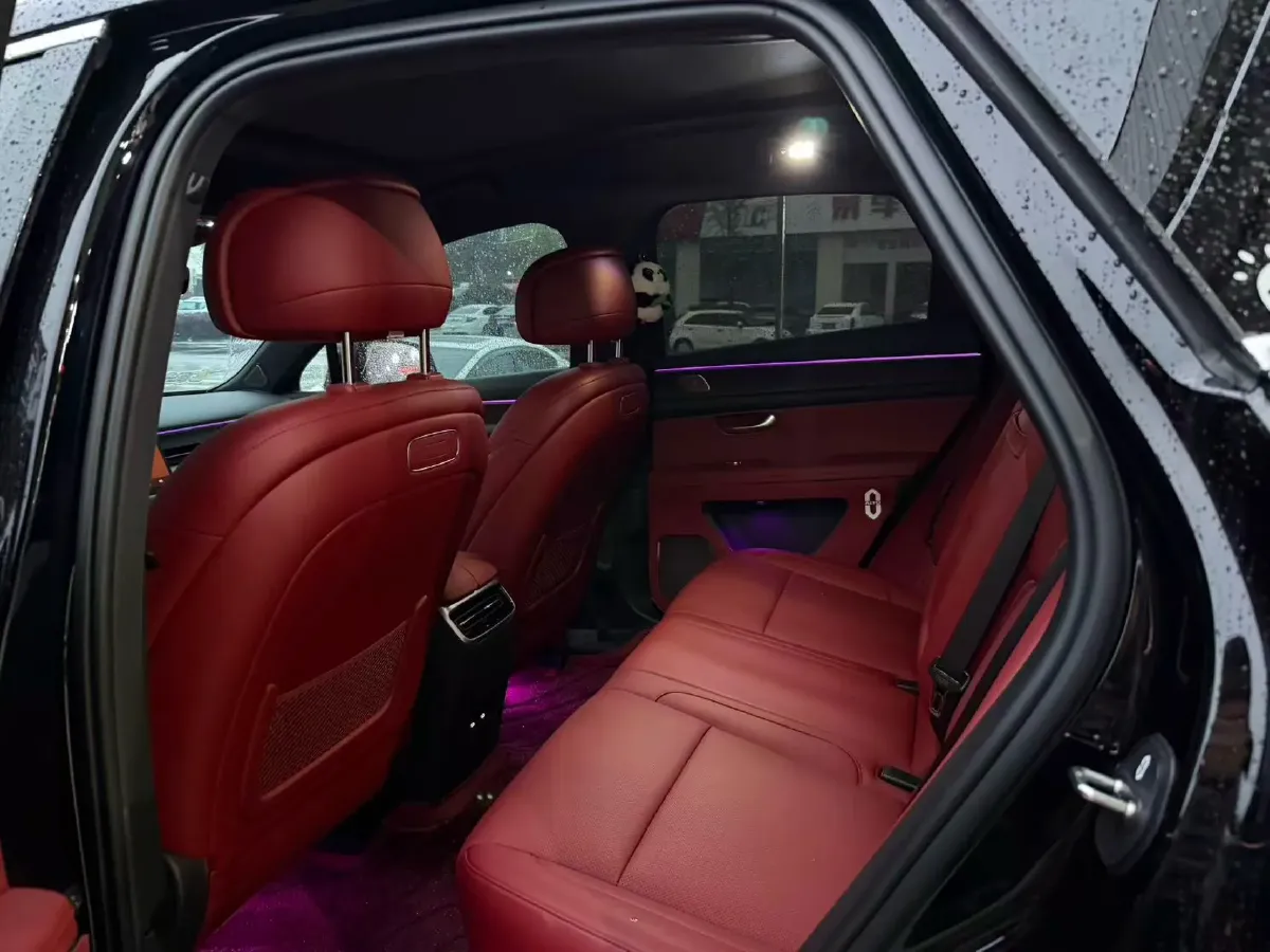 2025 AITO AITO M5 1.5T 152HP L4 REEV 42KWH,autocango,china used car exporter,china ev exporter,chinese used car exporter,chinese used ev exporter