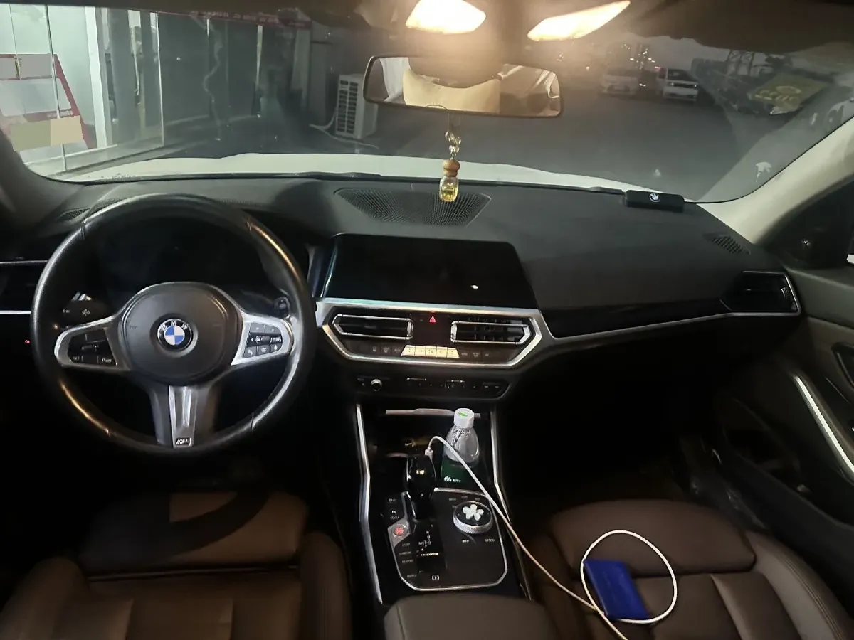 2020 BMW 3 Series 2.0T 156HP L4 8AT,autocango,china used car exporter,china ev exporter,chinese used car exporter,chinese used ev exporter