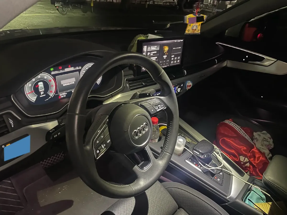 2020 Audi A4L 2.0T 190HP L4 7DCT,autocango,china used car exporter,china ev exporter,chinese used car exporter,chinese used ev exporter