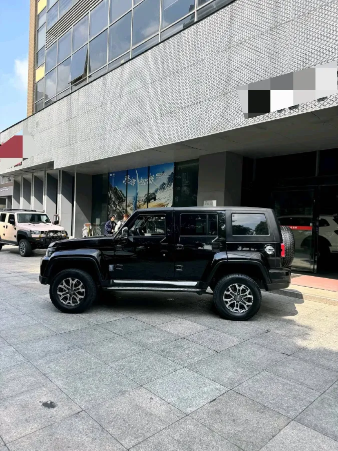 2023 Beijing BJ40 2.0T 224HP L4 8AT,autocango,china used car exporter,china ev exporter,chinese used car exporter,chinese used ev exporter