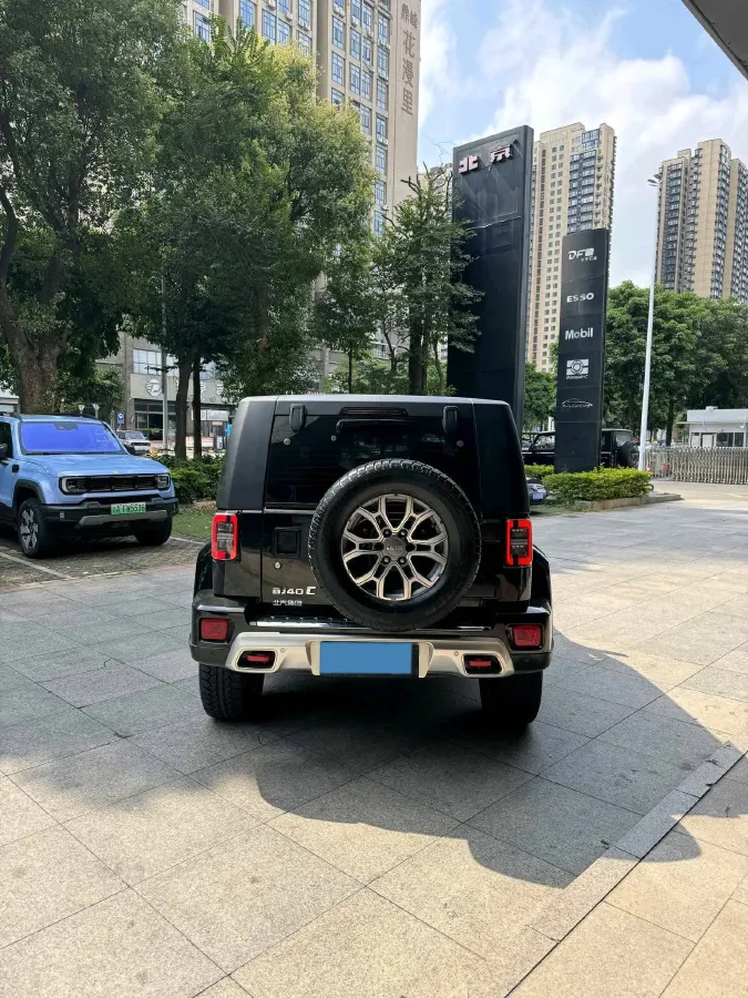 2023 Beijing BJ40 2.0T 224HP L4 8AT,autocango,china used car exporter,china ev exporter,chinese used car exporter,chinese used ev exporter