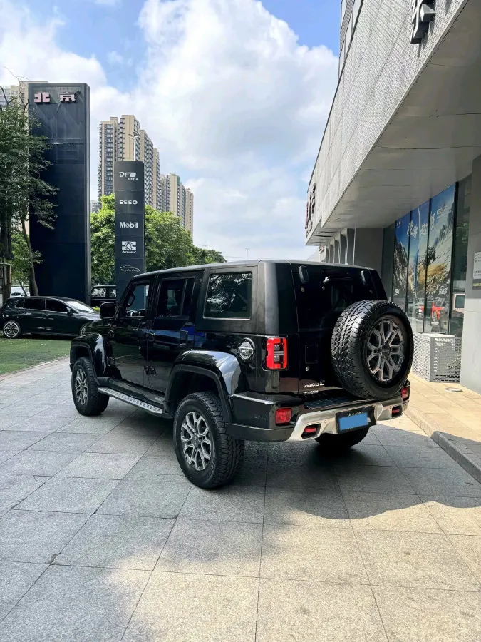 2023 Beijing BJ40 2.0T 224HP L4 8AT,autocango,china used car exporter,china ev exporter,chinese used car exporter,chinese used ev exporter
