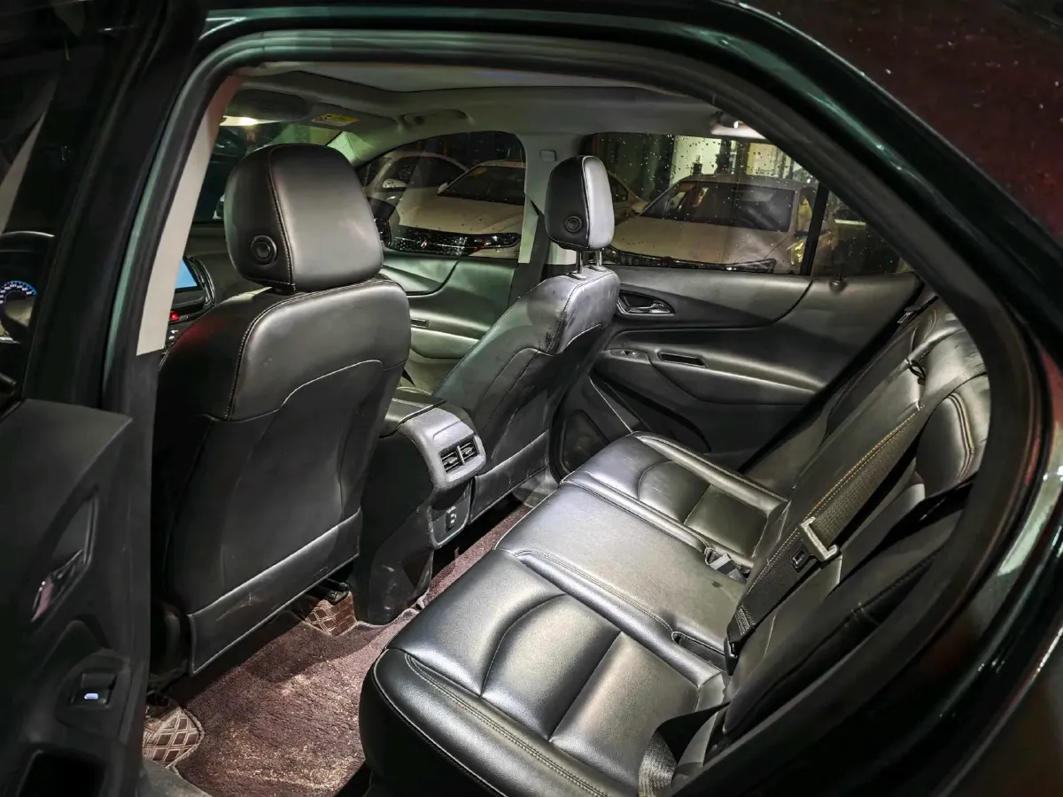 2022 Chevrolet Equinox 1.5T 169HP L4 6AT,autocango,china used car exporter,china ev exporter,chinese used car exporter,chinese used ev exporter