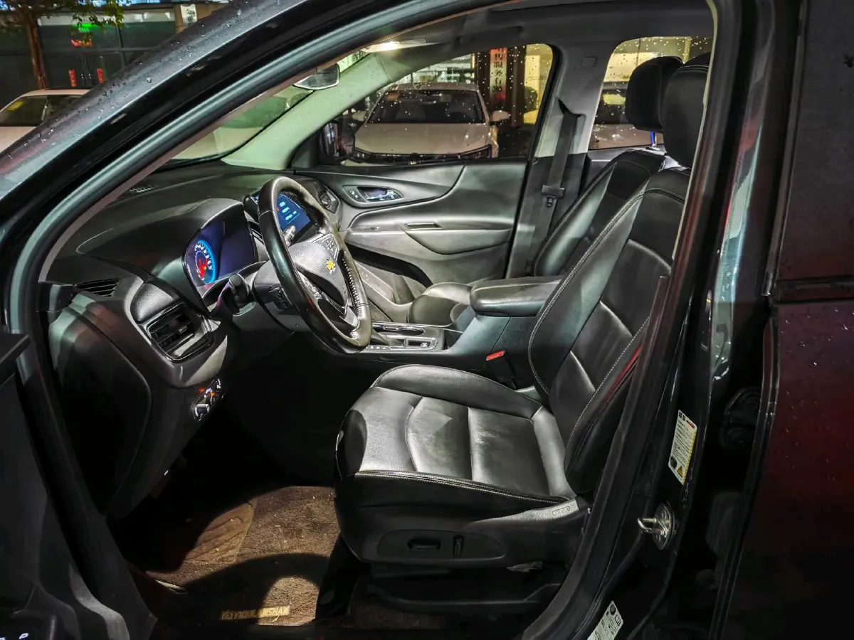 2022 Chevrolet Equinox 1.5T 169HP L4 6AT,autocango,china used car exporter,china ev exporter,chinese used car exporter,chinese used ev exporter