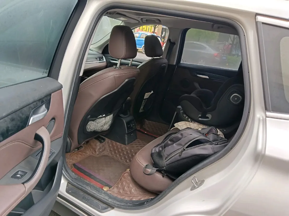 2020 BMW X1 2.0T 192HP L4 7DCT,autocango,china used car exporter,china ev exporter,chinese used car exporter,chinese used ev exporter