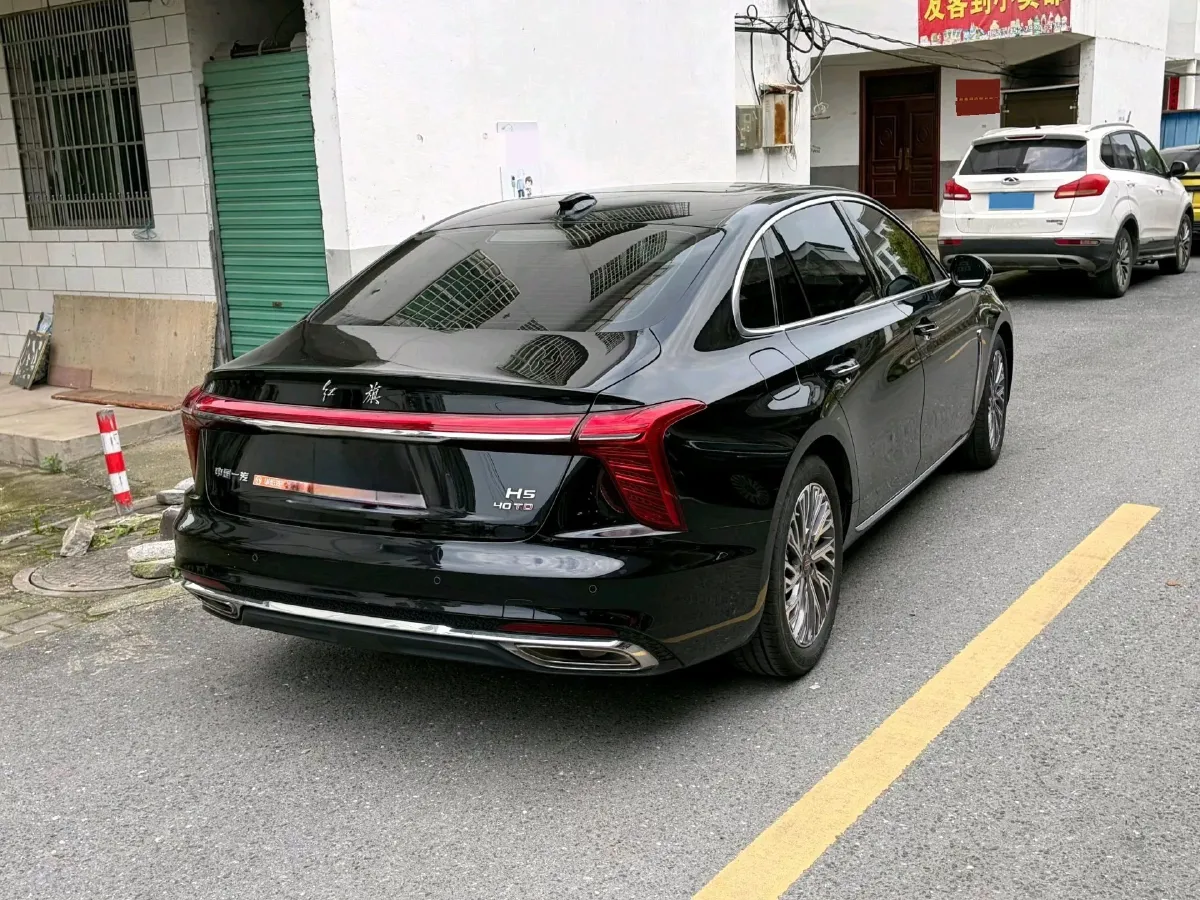 2023 HongQi H5 2.0T 224HP L4 8AT,autocango,china used car exporter,china ev exporter,chinese used car exporter,chinese used ev exporter