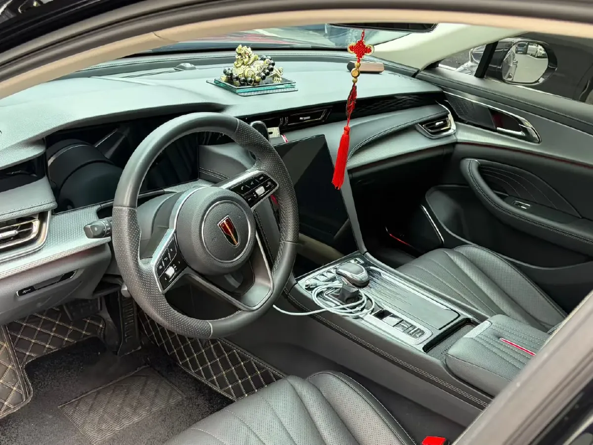 2023 HongQi H5 2.0T 224HP L4 8AT,autocango,china used car exporter,china ev exporter,chinese used car exporter,chinese used ev exporter