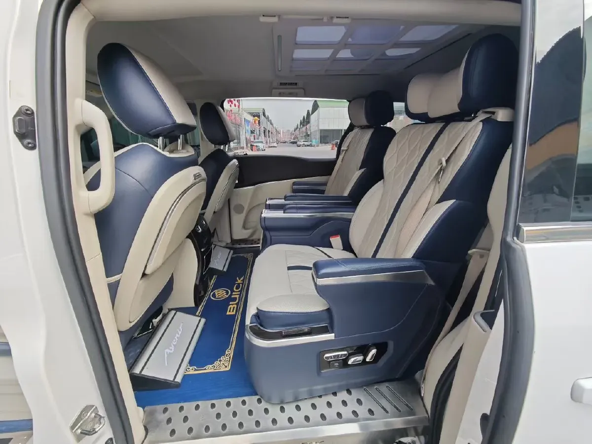 2021 Buick GL8 2.0T 237HP L4 9AT,autocango,china used car exporter,china ev exporter,chinese used car exporter,chinese used ev exporter