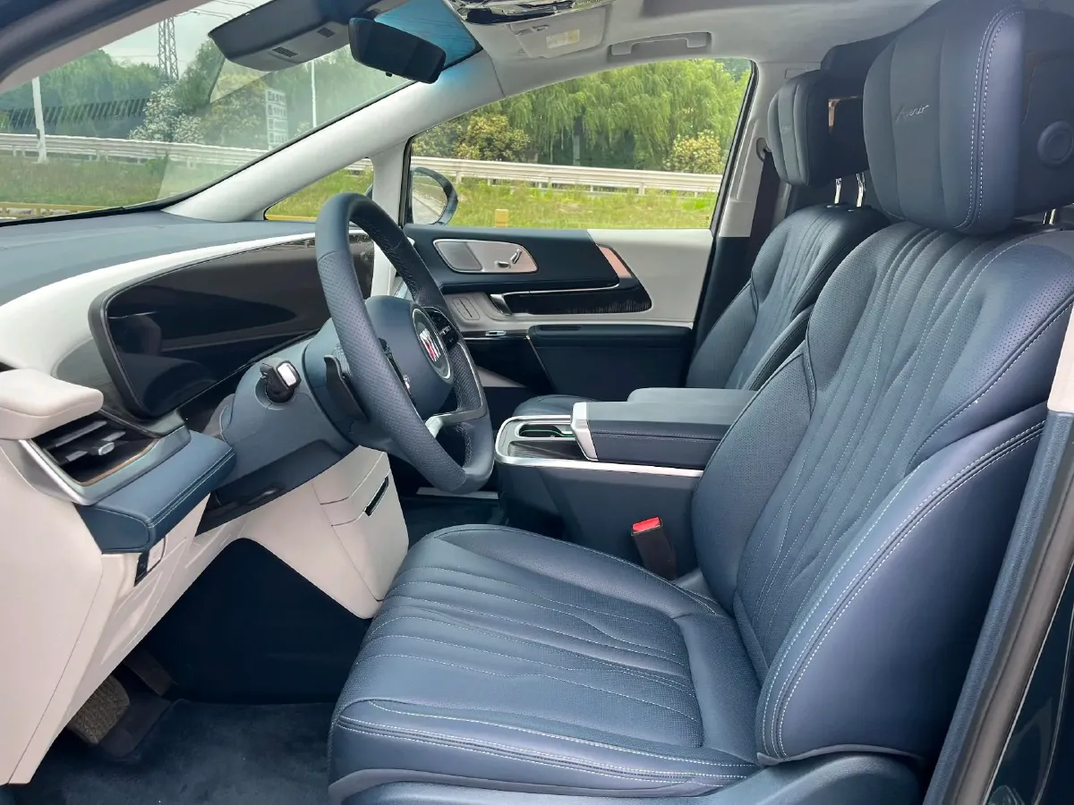 2023 Buick Century 2.0T 237HP L4 9AT,autocango,china used car exporter,china ev exporter,chinese used car exporter,chinese used ev exporter