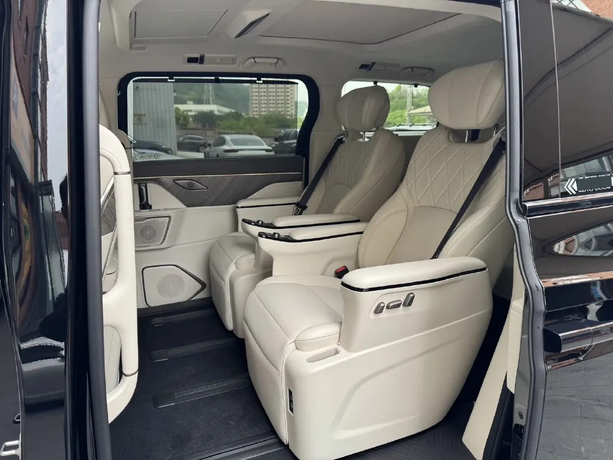 2025 WEY HighMountain 1.5T 170HP L4 4DHT PHEV,autocango,china used car exporter,china ev exporter,chinese used car exporter,chinese used ev exporter