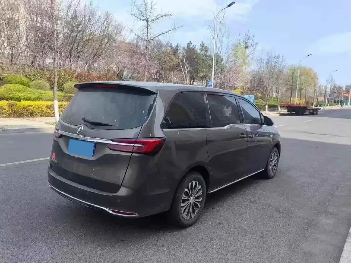 2023 Buick GL8 2.0T 237HP L4 9AT,autocango,china used car exporter,china ev exporter,chinese used car exporter,chinese used ev exporter