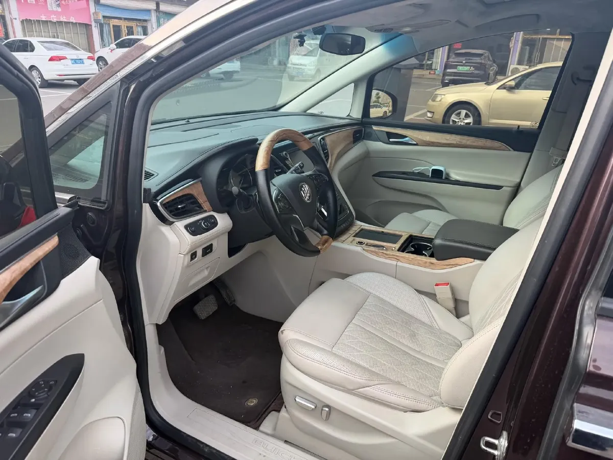 2018 Buick GL8 2.0T 260HP L4 6AT,autocango,china used car exporter,china ev exporter,chinese used car exporter,chinese used ev exporter