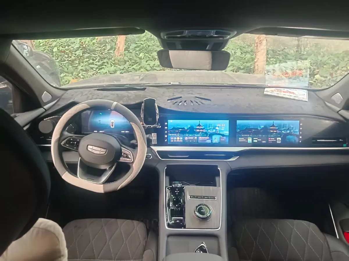 2025 Geely Monjaro 2.0T 238HP L4 8AT,autocango,china used car exporter,china ev exporter,chinese used car exporter,chinese used ev exporter