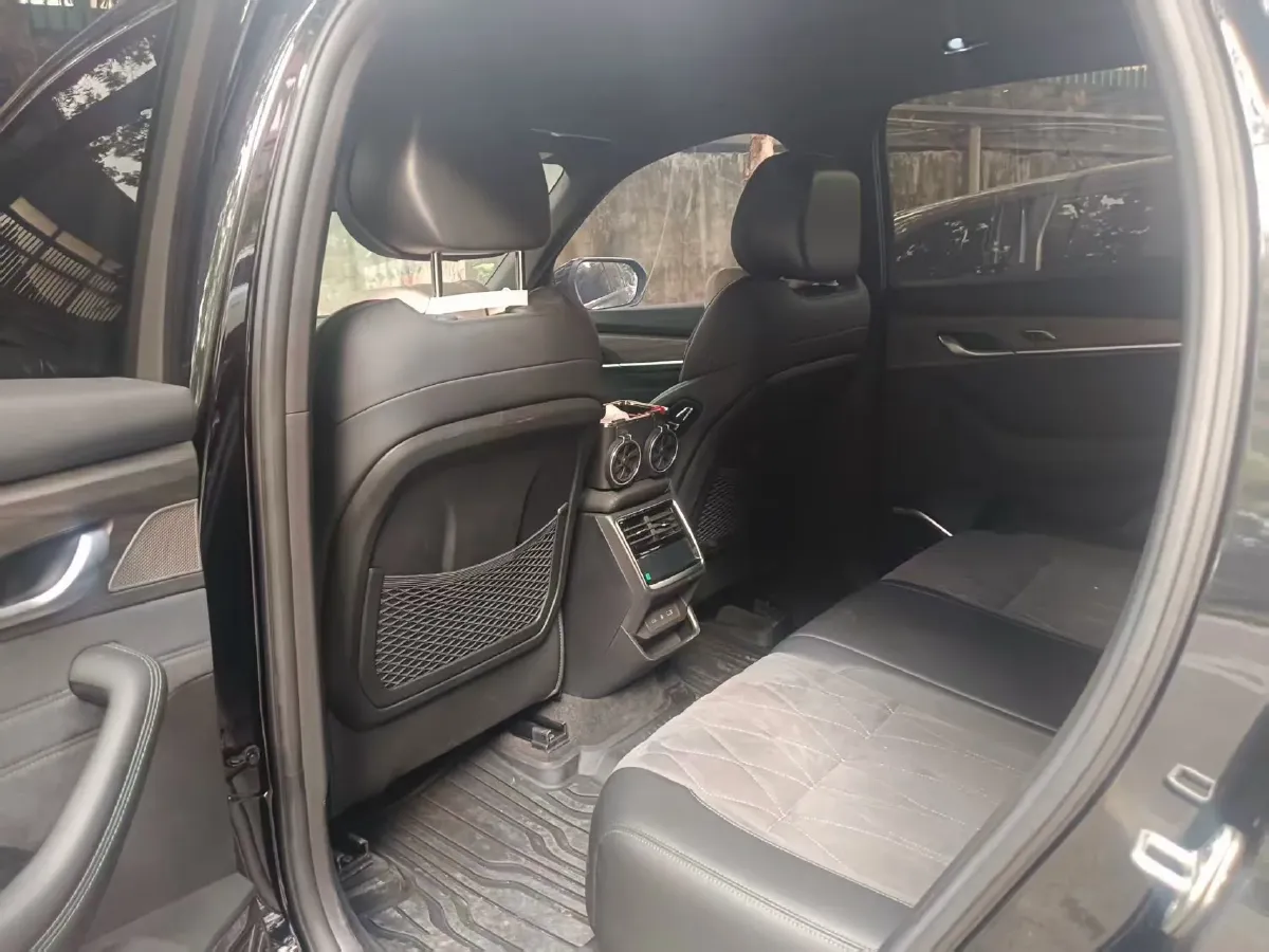 2025 Geely Monjaro 2.0T 238HP L4 8AT,autocango,china used car exporter,china ev exporter,chinese used car exporter,chinese used ev exporter