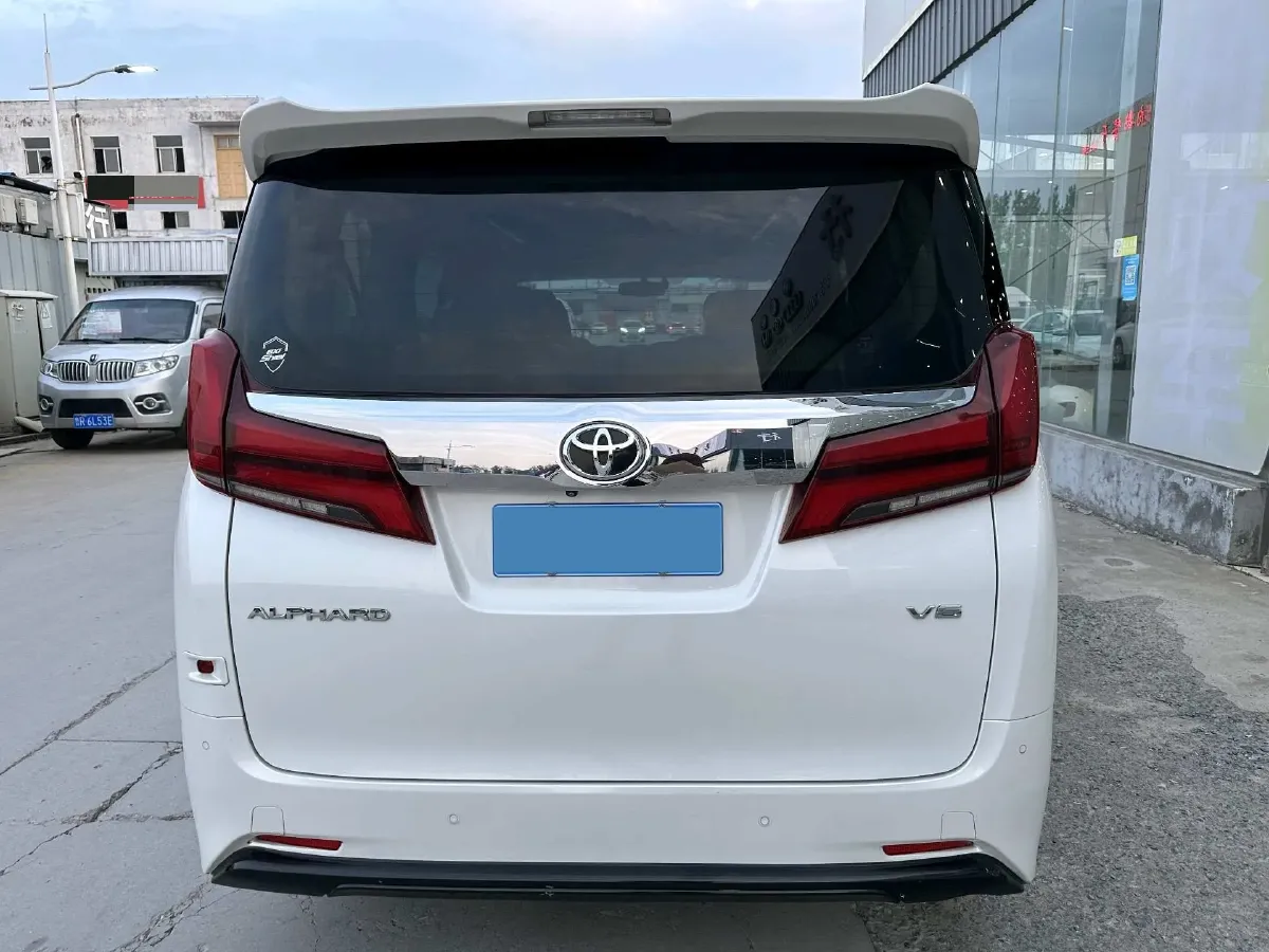 2018 Toyota Alphard 3.5L 301HP V6 8AT,autocango,china used car exporter,china ev exporter,chinese used car exporter,chinese used ev exporter